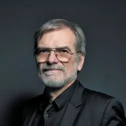 Robert Kuzianik