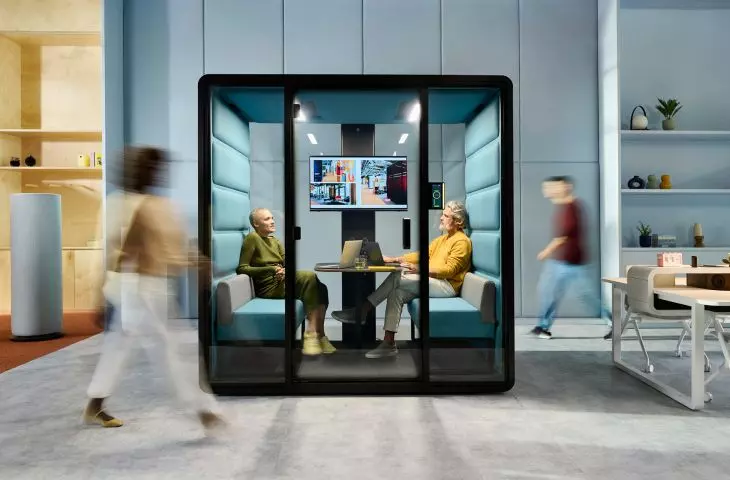 Feel free to talk, to meet, to work with new line of hushFree acoustic pods