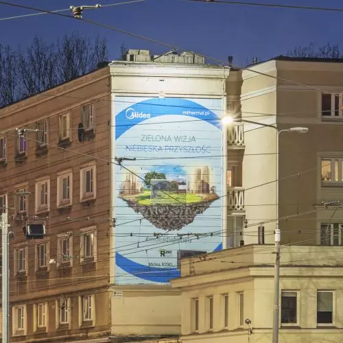Ekologiczny mural z funkcją antysmogową przy Placu Bankowym w Warszawie