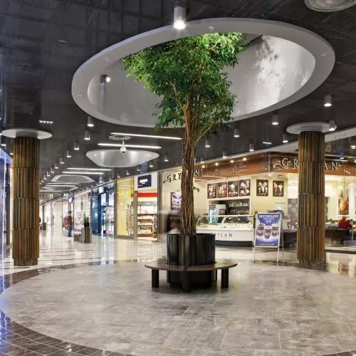 Systemy sufitów metalowych z siatek i kratek architektonicznych