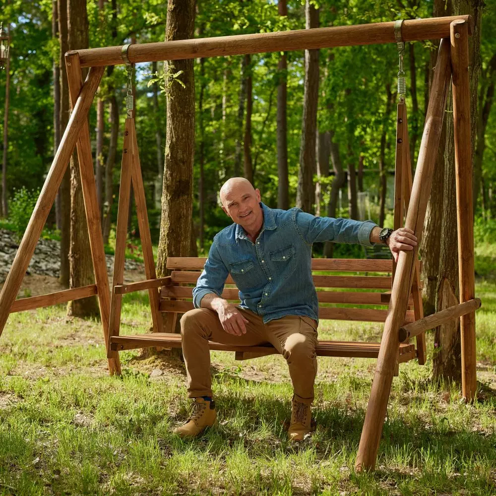 Renowacja huśtawki ogrodowej
