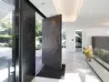 Drzwi RK Pivot Doors – Sztuka kreowania zachwycających wejść