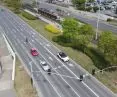 Zebra ułatwi przejście pieszym i pasażerom komunikacji miejskiej