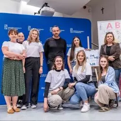 Maciej Franta ze studentami Politechniki Rzeszowskiej