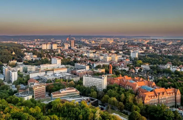 Politechnika Gdańska chce otworzyć kampus. Znikną płoty, powstaną parki i restauracje