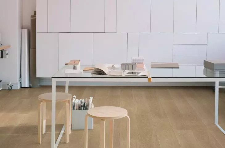 Panele laminowane z kolekcji Futuro w kolorze Dąb Finezyjny