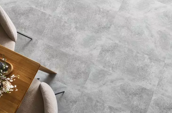 Amaron Forma – panele winylowe w kolorach betonu i naturalnego kamienia