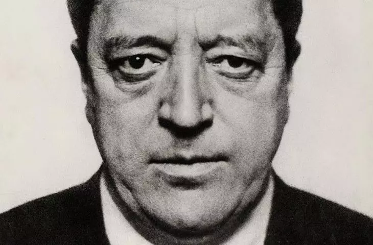 Mies van der Rohe – „less is more”, czyli fakty i plotki o królu modernizmu