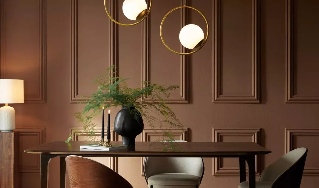 Shades of chocolate in interiors