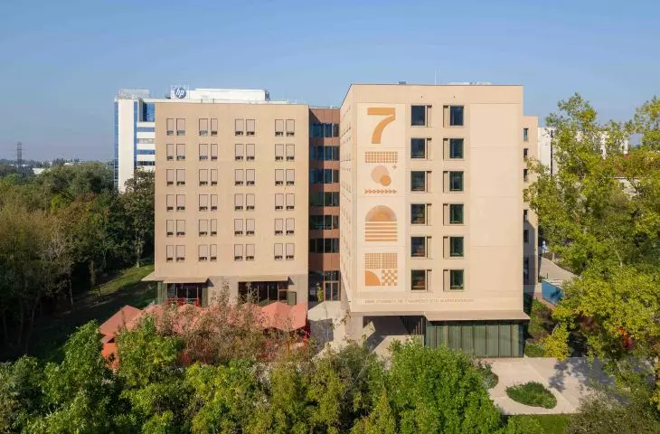 Space tailored to the needs of young people - New Warsaw University dormitory in Służewiec district
