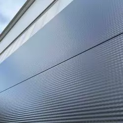 Carbon - nowe profilowanie płyt warstwowych Paneltech