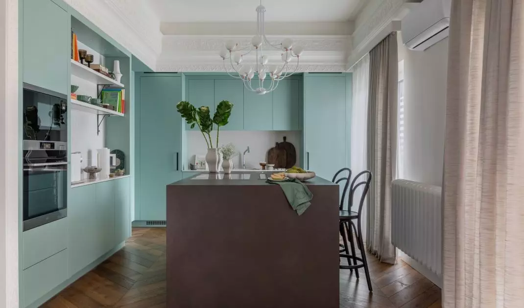 Colorful kitchen designed by Barbara Steciak