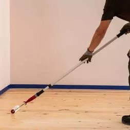 Lakierowanie parkietu - poradnik