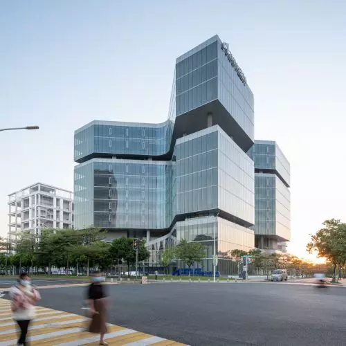 Centrum innowacji jak chińska kwatera X-Men. Biomedyczny high-tech w Guangzhou od HENN