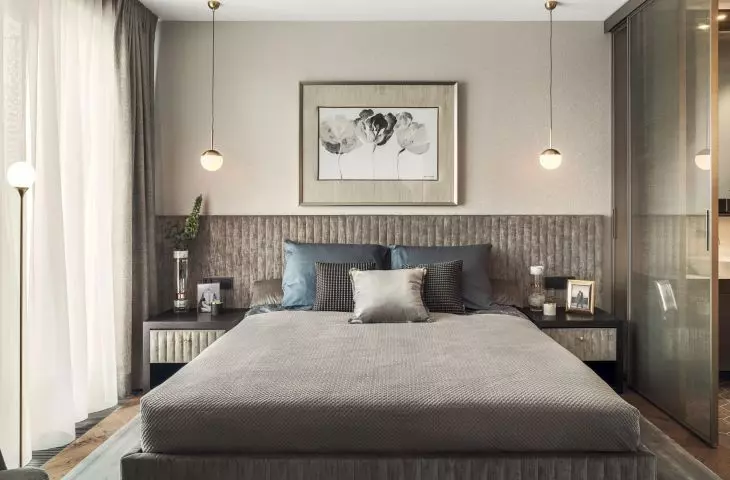 Sypialnia i łazienka w stylu quiet luxury. Projekt od studia Flow Interiors