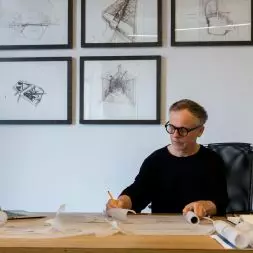Mirosław Nizio oprowadzi nas po swojej pracowni