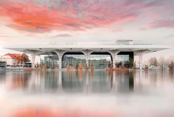 Lublin railway station - it has been compared to Calatrava's project or Gardens by the Bay in Singapore, today it is triumphing around the world