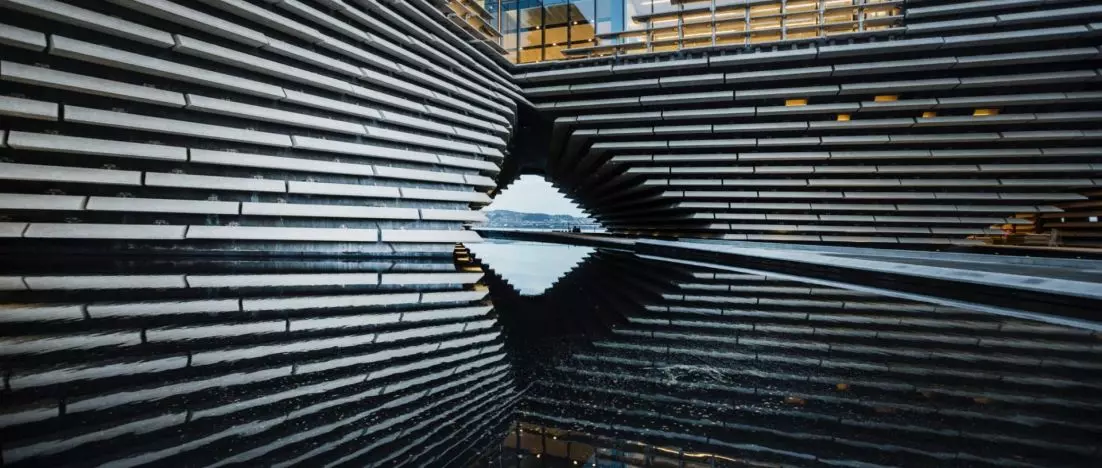 V&A Dundee – muzeum inspirowane klifami Szkocji od biura Kengo Kuma & Associates