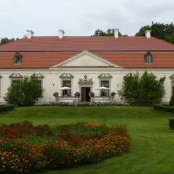 Dwór w Oborach