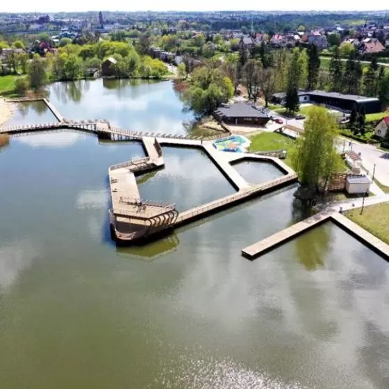 Plaża miejska nad jeziorem Niskie Brodno w Brodnicy