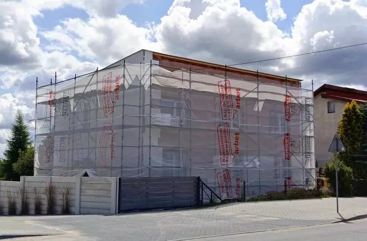 Prawdziwy Styropian od Arbet czyli płyty o polepszonych wła­ściwościach użytkowych - można ocieplać lepiej, szybciej i oszczędniej!