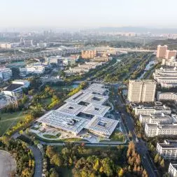 Międzynarodowe Centrum Wymiany Uniwersytetu Medycznego w Wenzhou