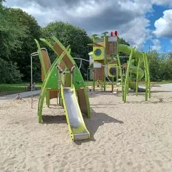 Bydgoszcz, Pszczółkowy plac zabaw, Bulwar S. Malinowskiego