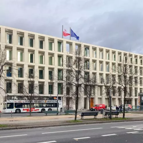 Ambasada pod lipą, czyli finał architektonicznej walki o przyczółek polskiej dyplomacji w Berlinie
