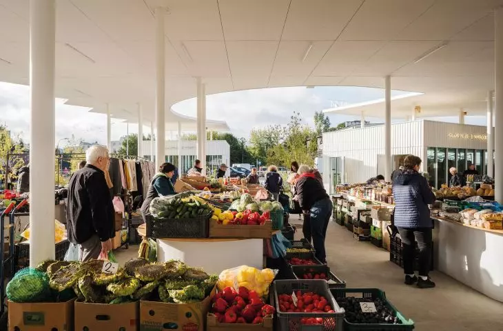 Bazar to żywy organizm – o projektach Aleksandry Wasilkowskiej