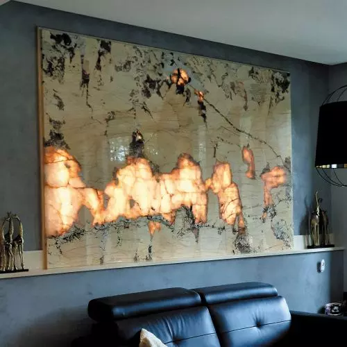 What is the uniqueness of Brazilian quartzite?