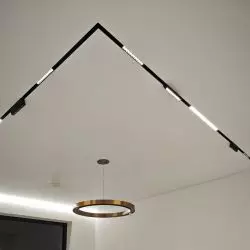 Profile aluminiowe, systemy oświetlenia LED i akcesoria do sufitów napinanych