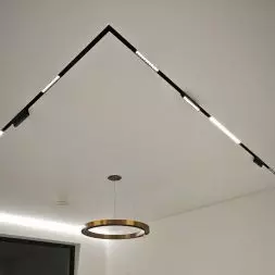 Profile aluminiowe, systemy oświetlenia LED i akcesoria do sufitów napinanych