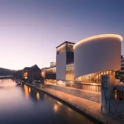 Rozbudowa centrum kulturalnego w Namur