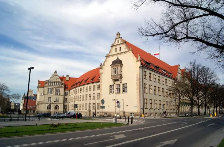Politechnika Wrocławska, budynek A1