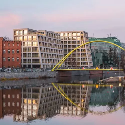 A new chapter on the Oder River. Wrocław's architectural patchwork