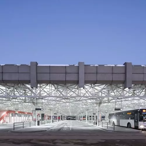 Odnowili i przebudowali brutalistyczny dworzec. To nie Katowice, a terminal Zvonařka w Brnie