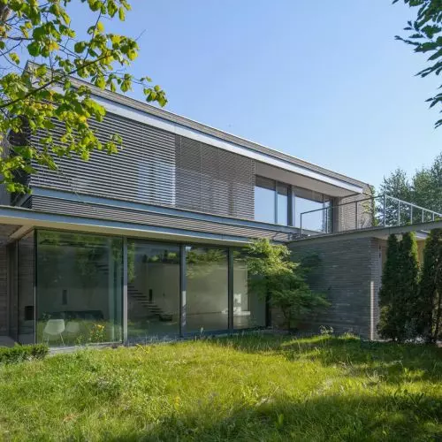 Dom na Grabowie 2 – harmonia architektury i natury