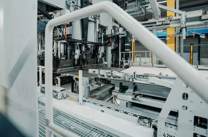 Quick-Step brand has invested €30 million in the world's most modern floor laminating press