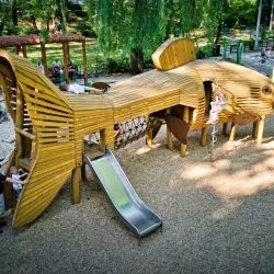 Kształtowanie aktywnych społeczności jutra: projektowanie z zabawą, fitnessem i celem