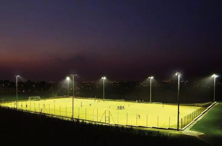 Designing excitement - the role of lighting in multipurpose sports facilities. Challenges and trends