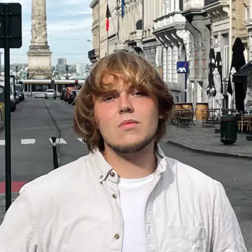 Lukasz Danilczuk on studying architecture in Brussels, Budapest and Warsaw