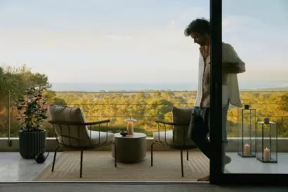 Stylowe inspiracje na balkon i taras – zobacz, jak urządzić swoją przestrzeń outdoorową