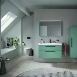 Różnorodność form: Dzięki nowoczesnym wykończeniom w kolorach i dekorach drewnianych, łazienki zyskują indywidualny charakter. Odcień Mat Fjord Green i Mat Pale Green wnoszą do wnętrza świeżość i ponadczasowy styl