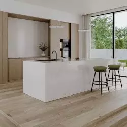 Mistral White