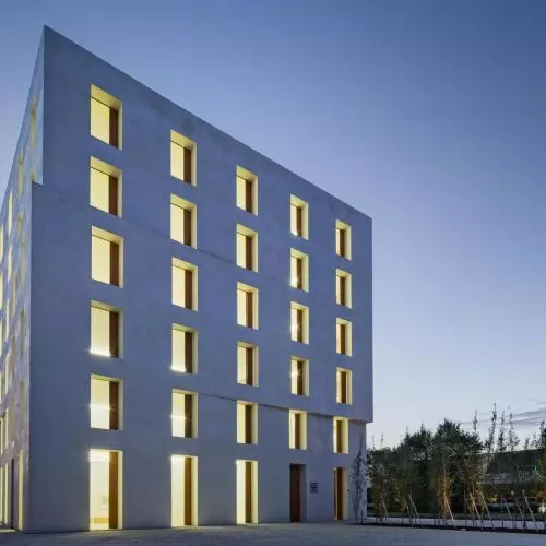 „Less is more” w wersji hardcore. 2226 z Lustenau jako biurowiec przyszłości