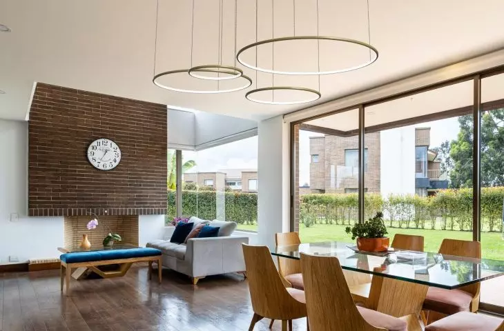 Led Orbit S – nowoczesna lampa wisząca LED w minimalistycznej formie artystycznej