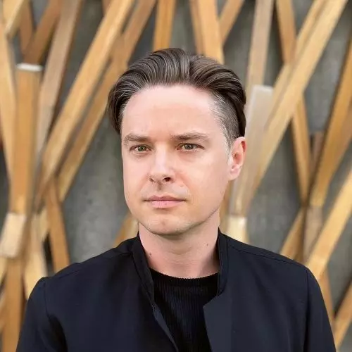 Japanese art of continuous transformation - a conversation with Marcin Sapeta