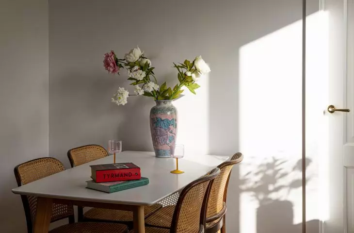 Stylish, feminine, perfectly designed - only 36 sqm, and the effect is like that of Paris