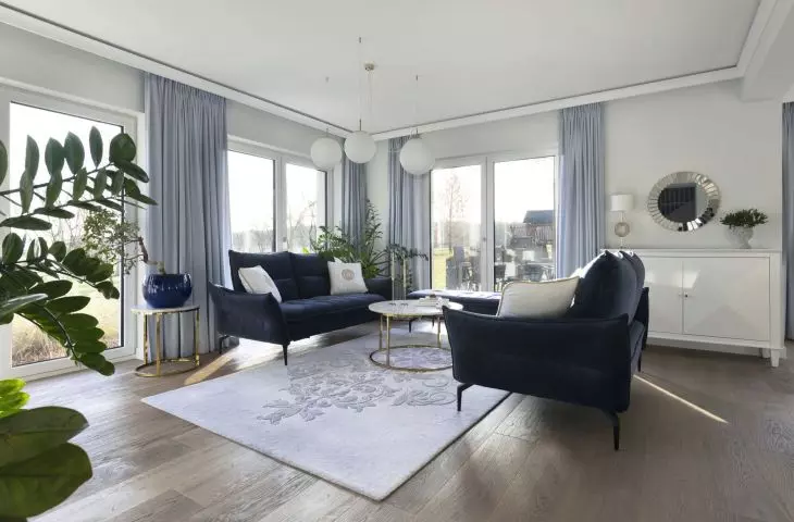 Złoto, światło i perfekcja detalu. Wnętrze projektu Agaty Piltz – elegancja zakorzeniona w naturze