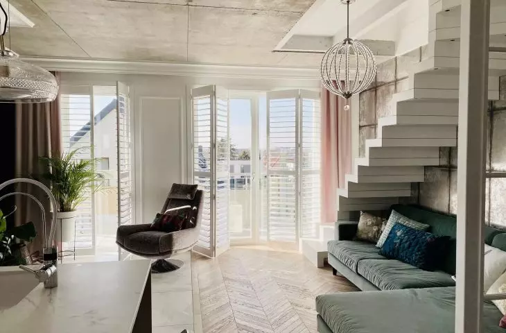 Shuttersy od Idea Shutters – funkcjonalna elegancja w nowoczesnym wnętrzu
